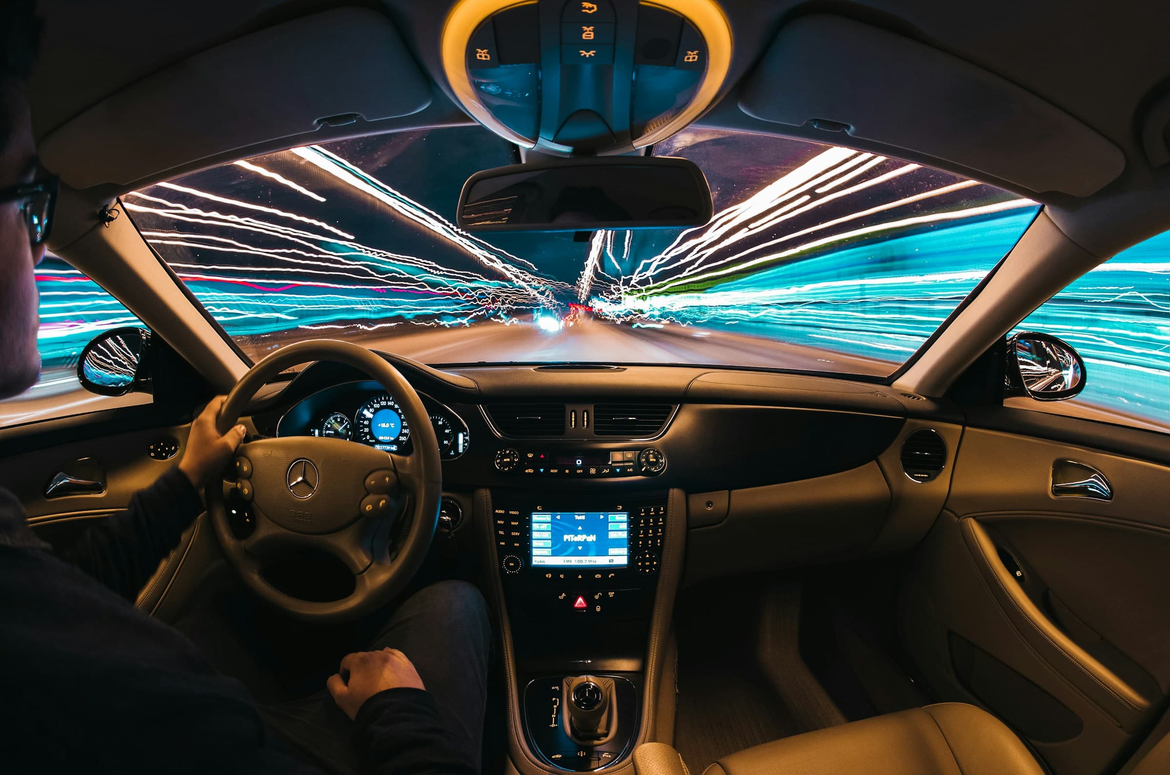 Mercedes-Benz Clase E con sistema Drive Pilot Level 3 en autopista española